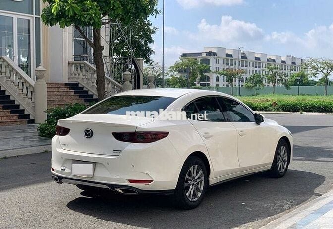 MAZDA 3 1.5 LUXURY 2023 GIA ĐÌNH LƯỚT ĐẸP VAY 70%
