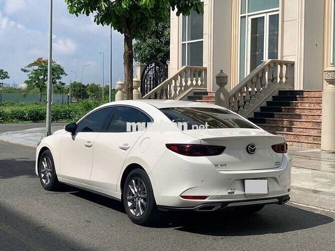 MAZDA 3 1.5 LUXURY 2023 GIA ĐÌNH LƯỚT ĐẸP VAY 70%