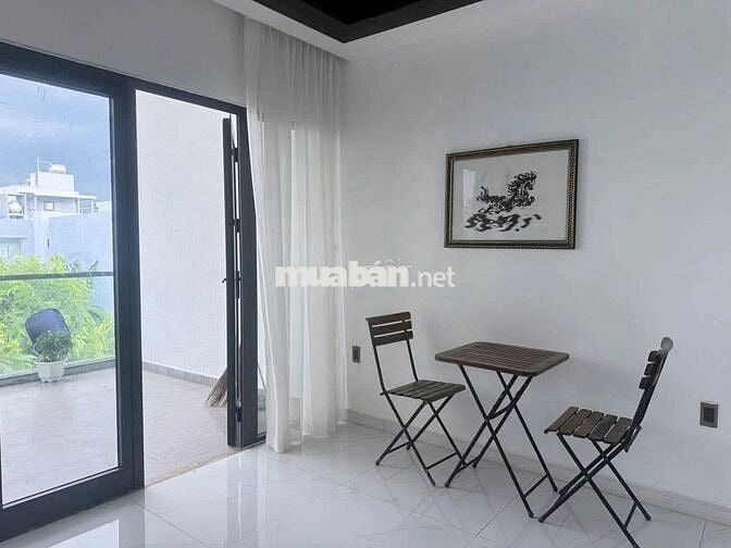 NHÀ 3 TẦNG 3PN 4WC MT NAM VIỆT Á