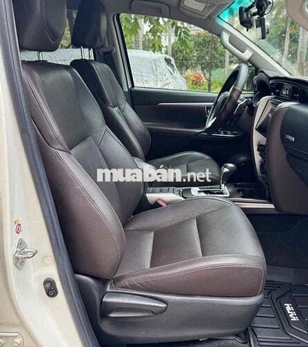 Toyota Fortuner 4x4 AT 2019 Trắng Xăng 75.000 km
