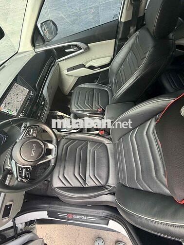 Kia Carens 1.4 bản Premium
