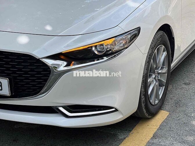 Mazda Mazda 3 Luxury 2023 Trắng 16000 km