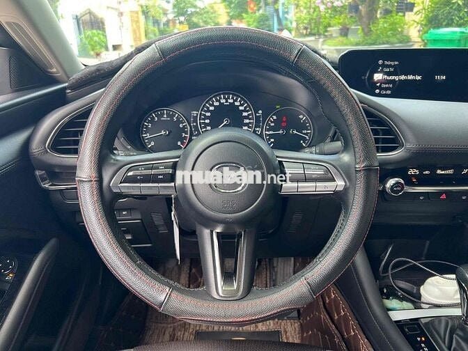 Mazda Mazda 3 Luxury 2023 Trắng 16000 km