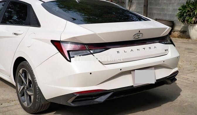 HYUNDAI ELANTRA 2.0 AT CAO CẤP 2024 GIA ĐÌNH LƯỚT