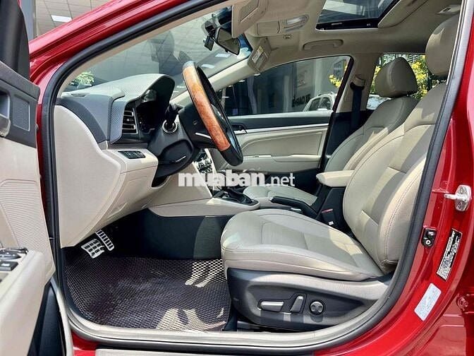 Hyundai Elantra 2.0GAT 2021 Đỏ 20.000km