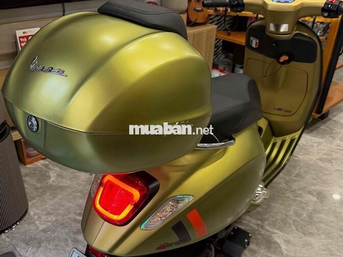 Piaggio Vespa Sprint 125 ABS Đk 11/2025 odo 3k