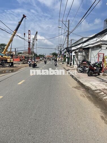 Nhà sổ hồng riêng. Hỗ trợ bank tại Lê Văn Lương - Ngay ub xã Nhơn Đức