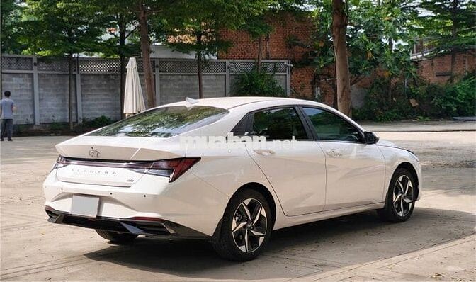 HYUNDAI ELANTRA 2.0 AT CAO CẤP 2024 GIA ĐÌNH LƯỚT