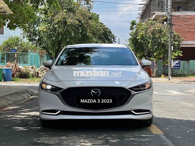 Mazda Mazda 3 Luxury 2023 Trắng 16000 km