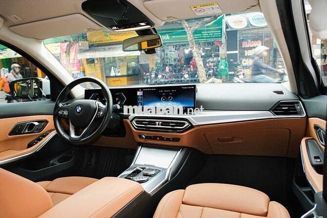 BMW 320i Sportline LCI model 2025 Trắng 15,000 km