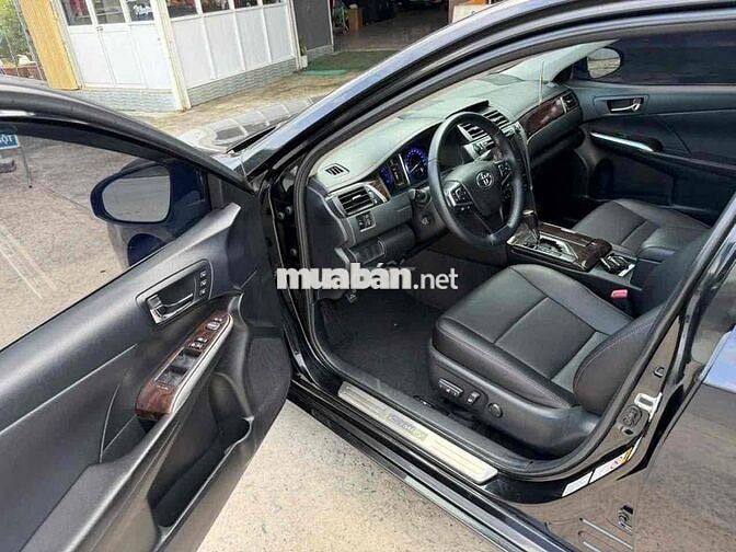 Toyota Camry 2.5Q 2016 90000 km Đen