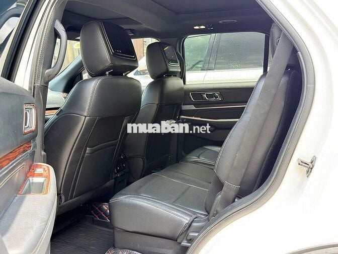 Bán xe Ford Explorer Limited 2.3L EcoBoost Trắng