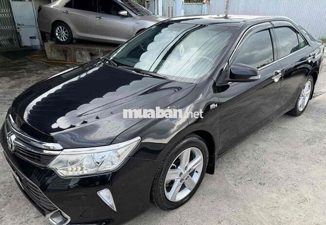 Toyota Camry 2.5Q 2016 90000 km Đen