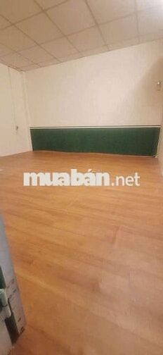 Cho thuê nhà cấp 4 dt 4 x9 gác lửng