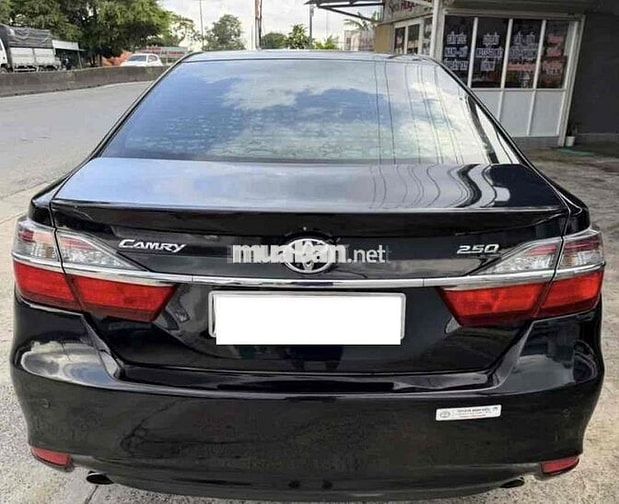 Toyota Camry 2.5Q 2016 90000 km Đen