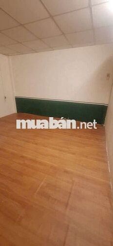 Cho thuê nhà cấp 4 dt 4 x9 gác lửng