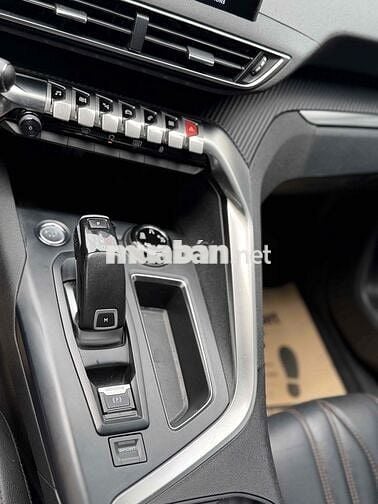 Peugeot 3008 Allure 1.6AT Turbo 2021 Đen 50000 km