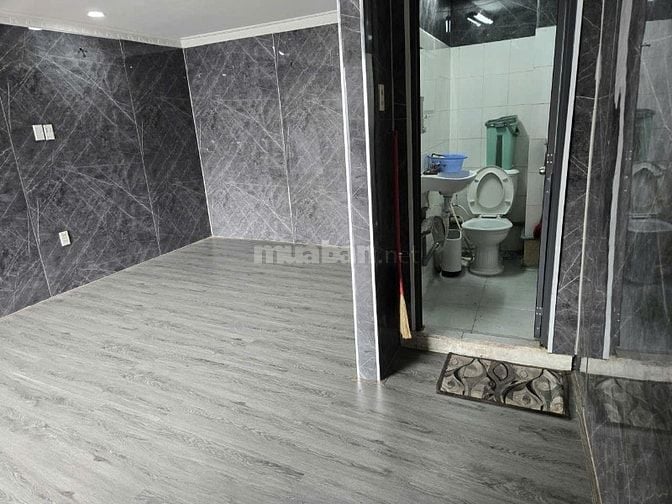 Cho thuê MT Lầu1&2(4,5×8) Bùi ĐìnhTúy BThạnh,lối đi riêng, sân xe Ở,KD
