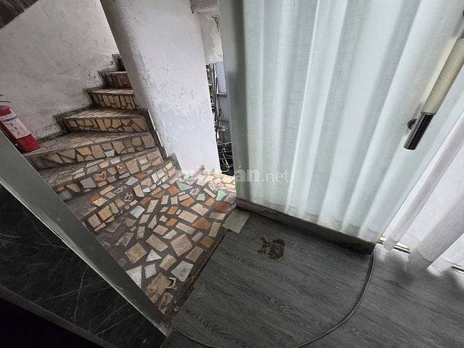 Cho thuê MT Lầu1&2(4,5×8) Bùi ĐìnhTúy BThạnh,lối đi riêng, sân xe Ở,KD