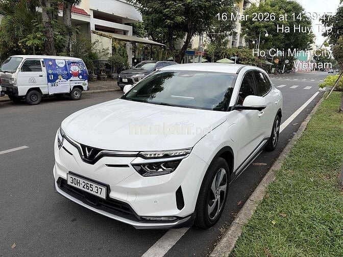 VinFast VF8 Eco 2023 Trắng 33091 km