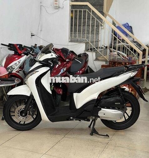 Honda SH 150 2016 Trắng Đen Sport Full Y 2010.