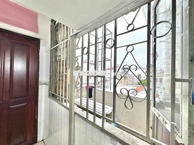 TRỐNG LẠI 1 PHÒNG BAN CÔNG GIÁ RẺ NGAY ĐH VĂN HIẾN, CÔNG THƯƠNG