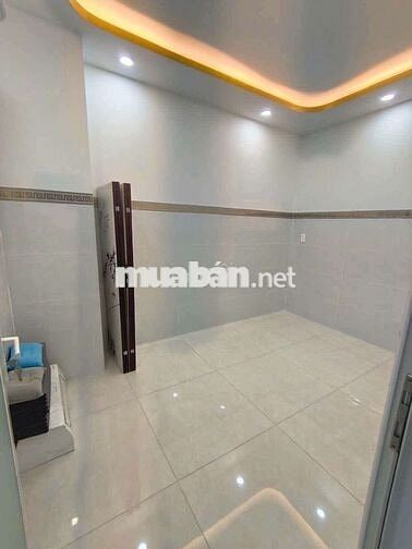  Nhà Đẹp Đg 36 Linh Đông – 3PN, 3 Máy Lạnh .Sân Rộng, Dọn Vào Ở Ngay! 