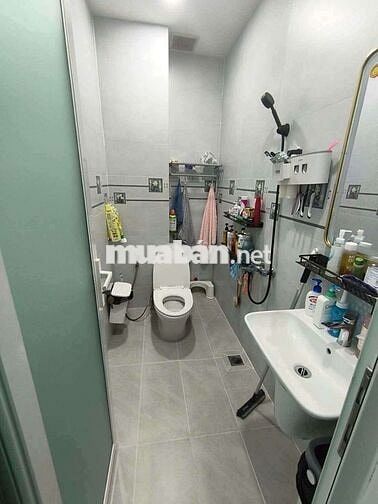  Nhà Đẹp Đg 36 Linh Đông – 3PN, 3 Máy Lạnh .Sân Rộng, Dọn Vào Ở Ngay! 