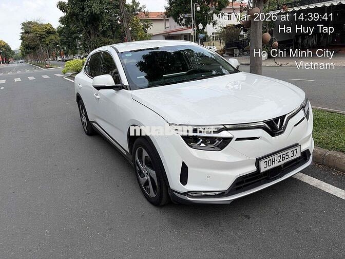 VinFast VF8 Eco 2023 Trắng 33091 km