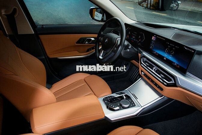 BMW 320i Sportline Model 2025 15000km Trắng Nâu