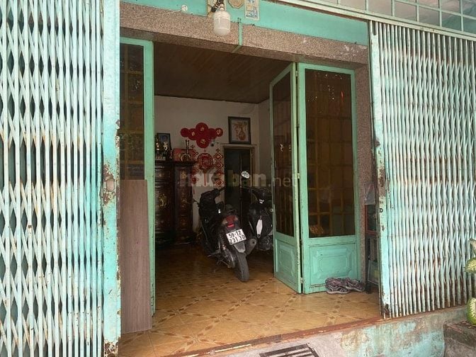 Bán nhà mặt tiền Phạm Văn Đồng 7,9 tỷ (TL), Ngang 5m, Gần chợ Thủ Đức!