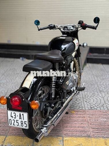 ROYAL ENFIELD CLASSIC 500 – CHẤT CỔ ĐIỂN