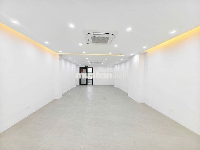 Cho thuê sàn Thái Hà 110m2 16tr mặt đường view cực thoáng 
