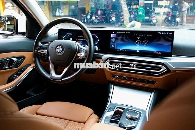 BMW 320i Sportline Model 2025 15000km Trắng Nâu