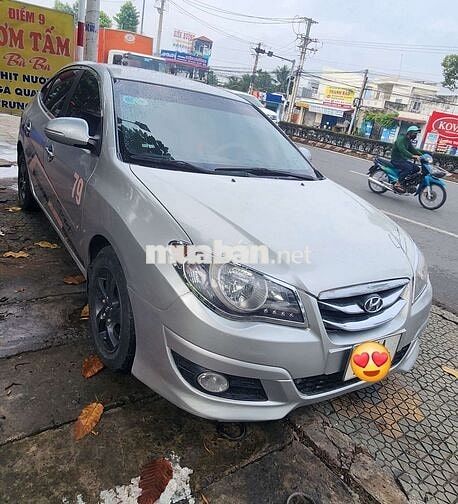 Hyundai Elantra Bạc Màn hình Android