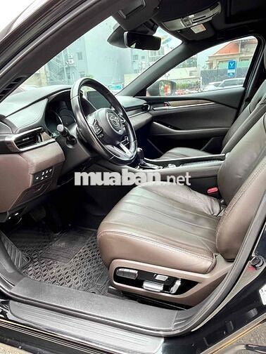Mazda 6 Premium 2022 Đen