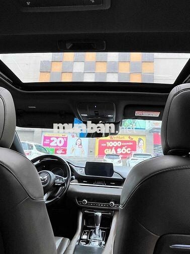 Mazda 6 Premium 2022 Đen
