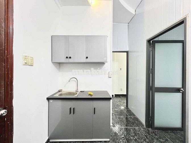 2PN - Balcon - Full Nội Thất - Nguyễn Tri Phương, Quận 10 gần UEH