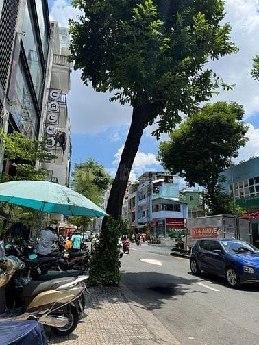 Chính chủ cho thuê mặt bằng mặt tiền đường Võ Văn Tần, Quận 3