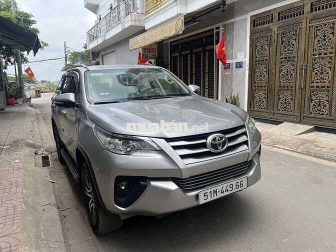 Toyota Fortuner 2017 Số sàn Máy dầu Xám bạc