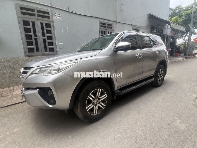 Toyota Fortuner 2017 Số sàn Máy dầu Xám bạc
