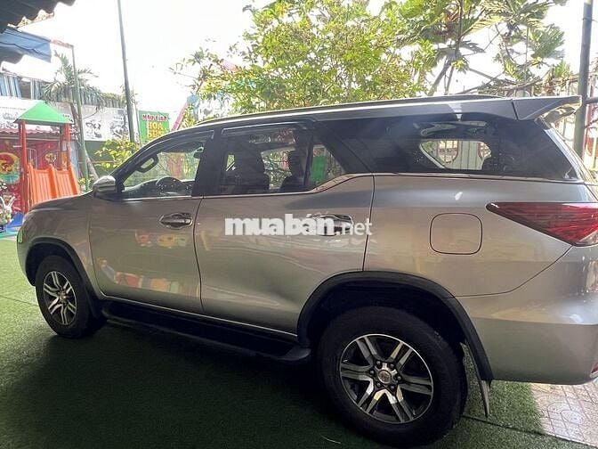 Toyota Fortuner 2017 Số sàn Máy dầu Xám bạc