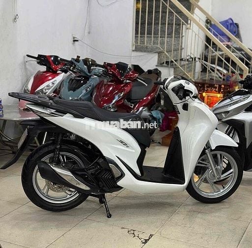 Honda SH 125 2022 Trắng Đen Sport.BSTP.Chích chủ