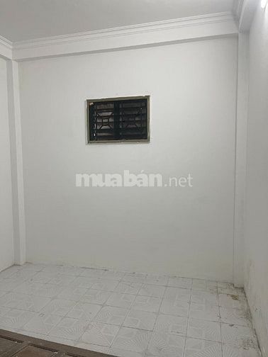 Chính chủ cho thuê nhà 46m2, cuối ngõ 118 nguyễn khánh toàn