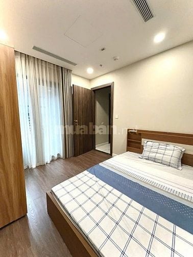 Chung cư Oriental Plaza full nội thất cao cấp giá 12,5 tr/th 2Pn, 2wc,