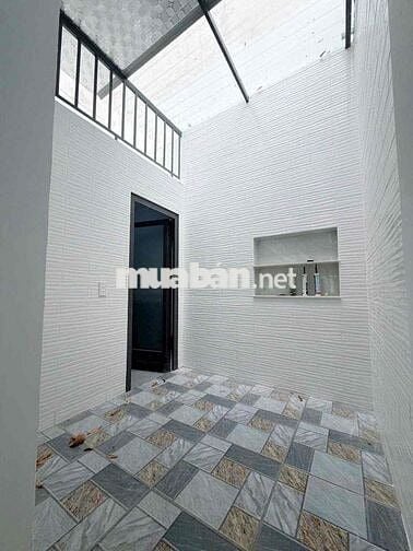 Nhà mặt tiền đường nhựa, xã Tân Hiệp, Hóc Môn