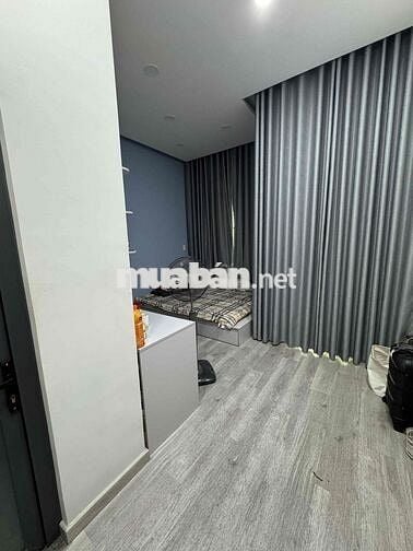 Cho thuê nhà mới 3 PN hẻm xe tải Trần Thái Tông
