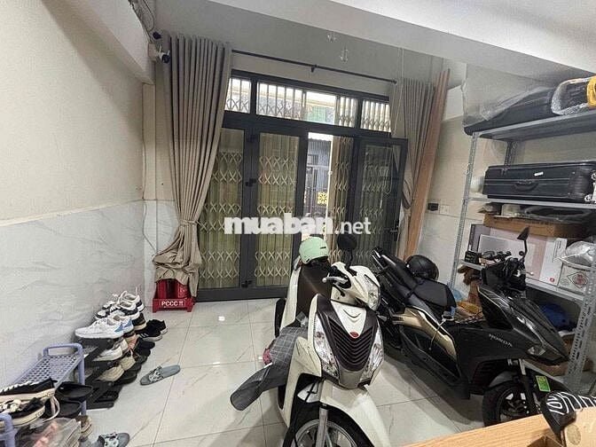Phòng Full nội thất Quận 1- Âu Cơ