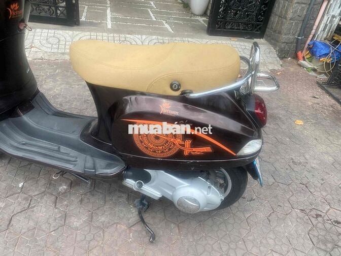 Piaggio Vespa Fi nâu còn rất mới