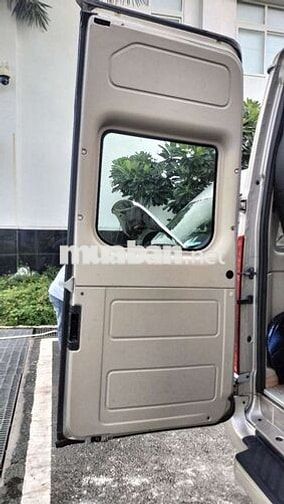 Ford Transit Luxury 2018 16 chỗ Vàng cát